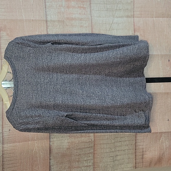 American Eagle Women's Blue Top size Medium - Picture 3 of 4